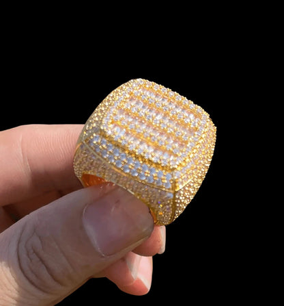 Bague Glacée Coussin Baguette à Griffes