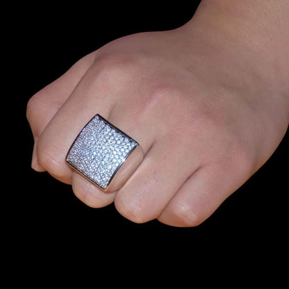 Bague Ovale Carrée Glacée