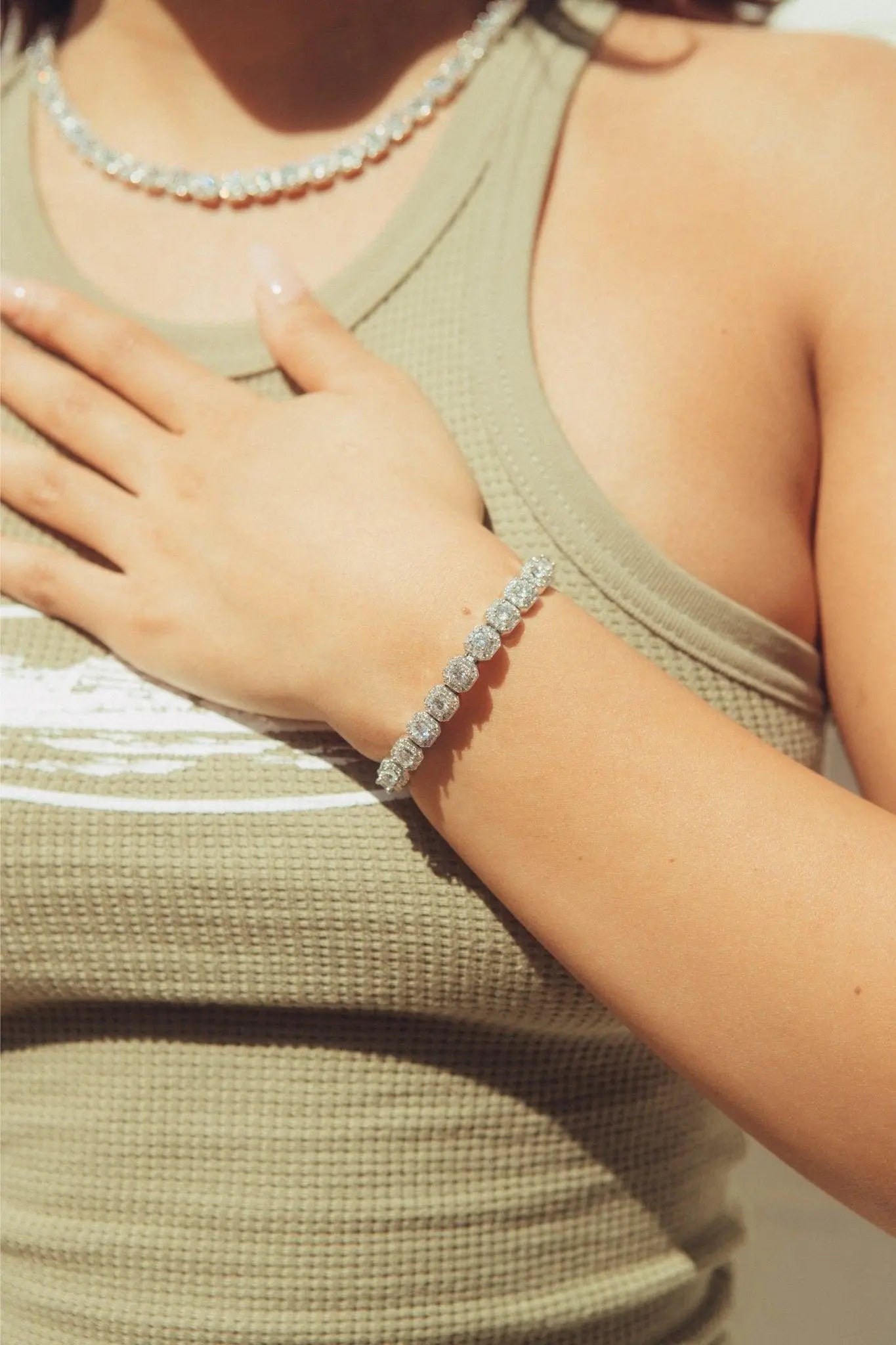 Bracelet Tennis en Grappe 7mm Or Blanc