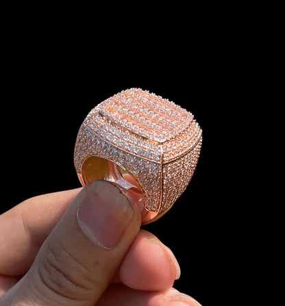 Bague Glacée Coussin Baguette à Griffes