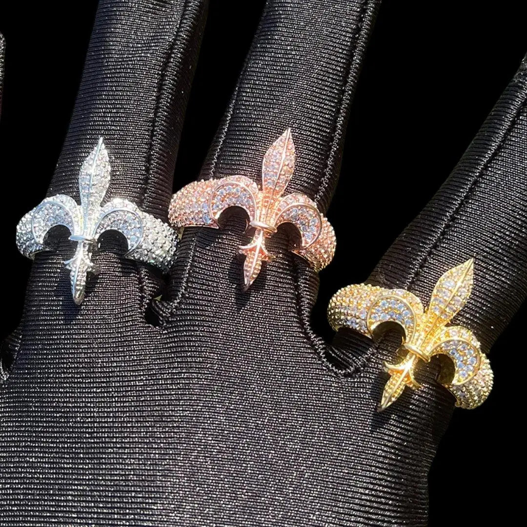 Bague Fleur de Lys Glacée