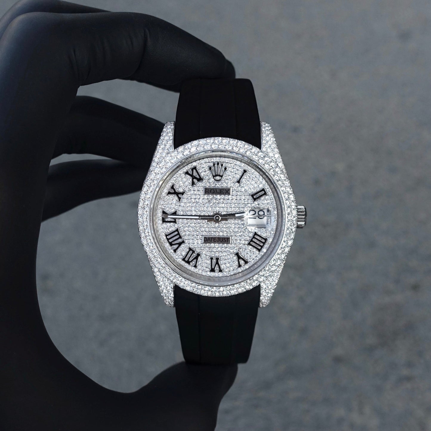 Montre Diamant 41mm - Bracelet Caoutchouc - Cadran Romain