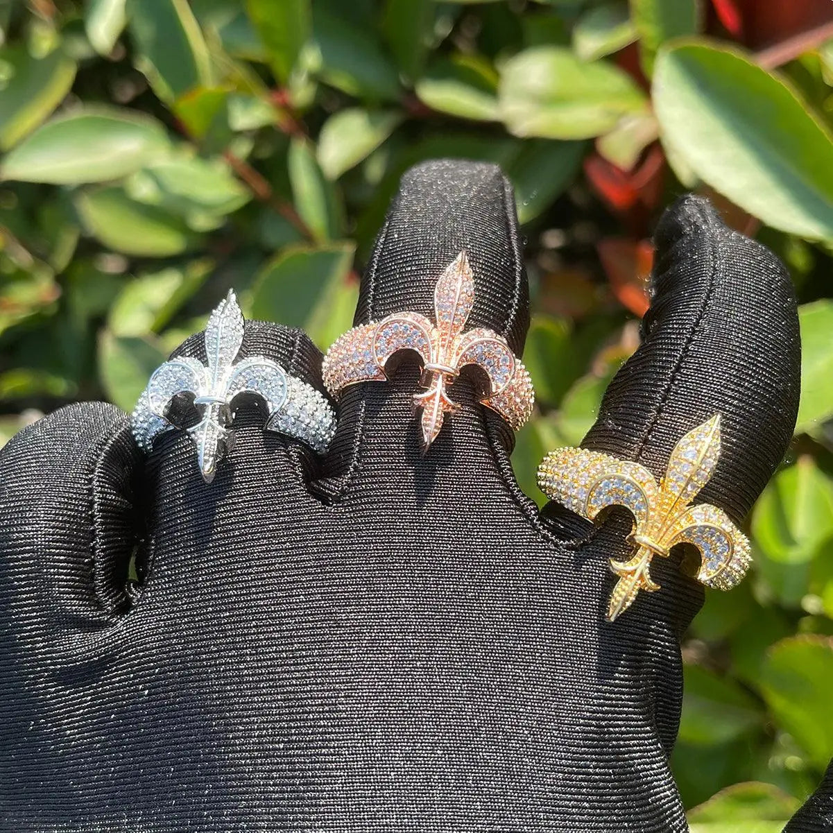 Bague Fleur de Lys Glacée