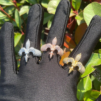 Bague Fleur de Lys Glacée