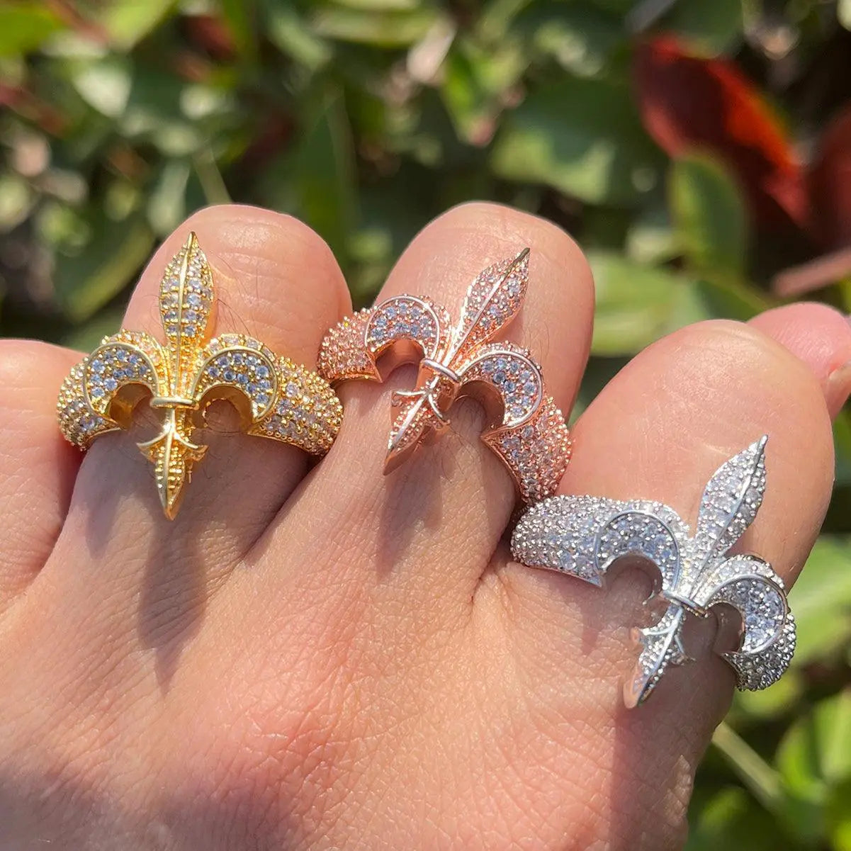 Bague Fleur de Lys Glacée
