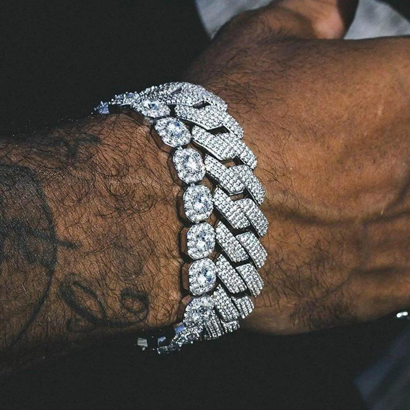 Bracelet Maille Cubaine Diamant à Griffes 8MM